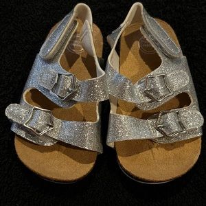 Wonder Nation sandals